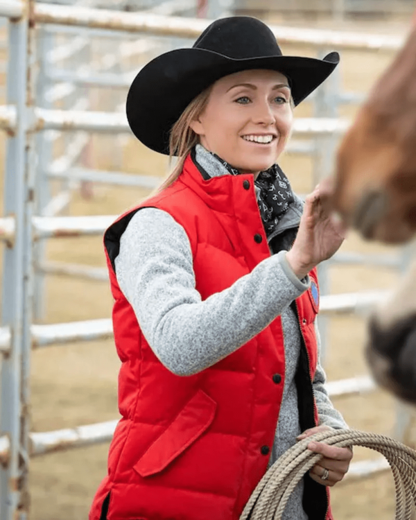 Heartland S14 Amy Fleming Red Vest